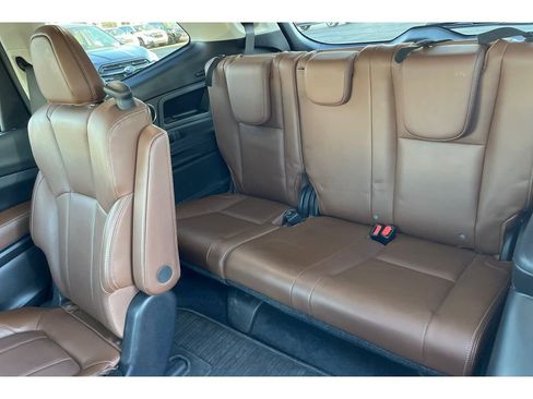 Used 2022 Subaru Ascent Touring image 18