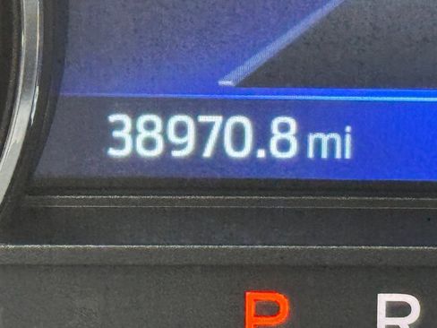 Certified 2022 Ford Explorer XLT w/ Equipment Group 202A image 16