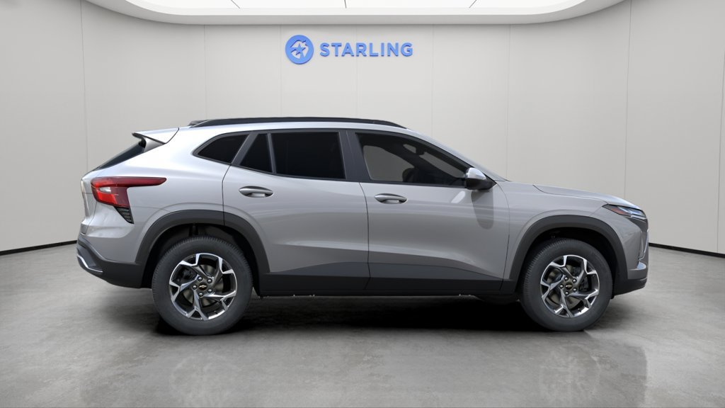 New 2026 Chevrolet Trax LT w/ Driver Confidence Package FWD image 4