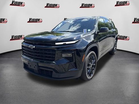 Used 2024 Chevrolet Traverse LS w/ Midnight/Sport Edition AWD/4WD image 1