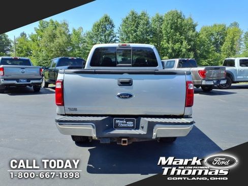 Used 2010 Ford F250 4x4 SuperCab Super Duty image 4