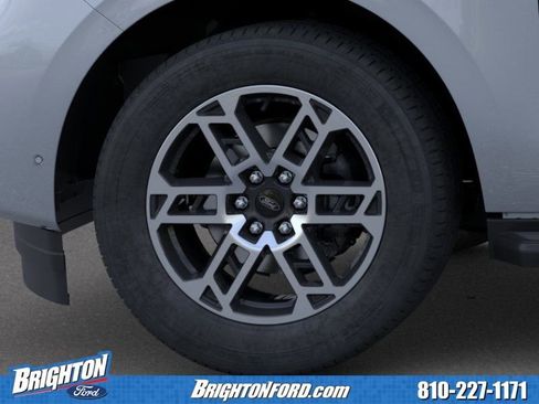 Used 2026 Ford Expedition Active AWD/4WD image 21