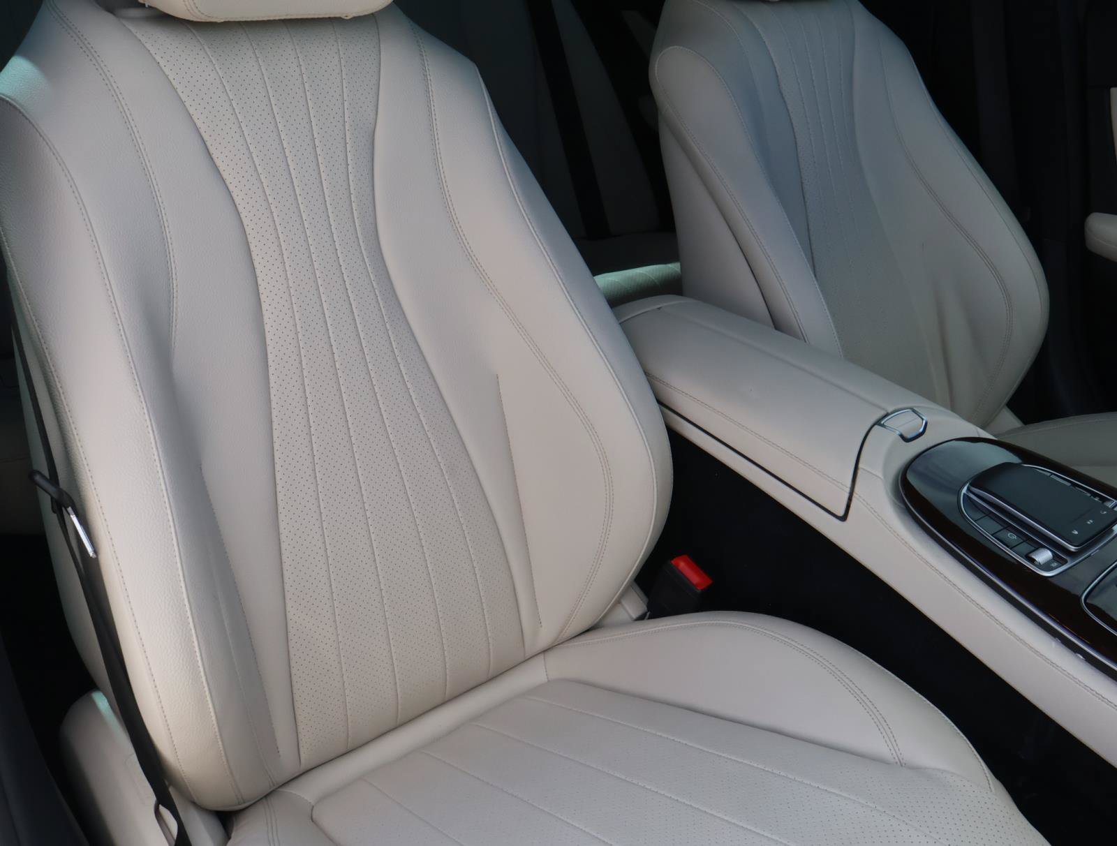 Used 2021 Mercedes-Benz E 350 Sedan image 18