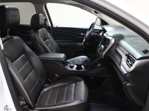 Used 2021 GMC Acadia Denali w/ Denali Technology Package AWD/4WD image 26