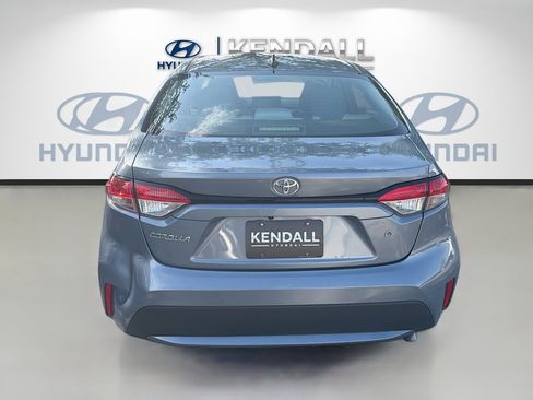 Used 2022 Toyota Corolla L FWD image 3