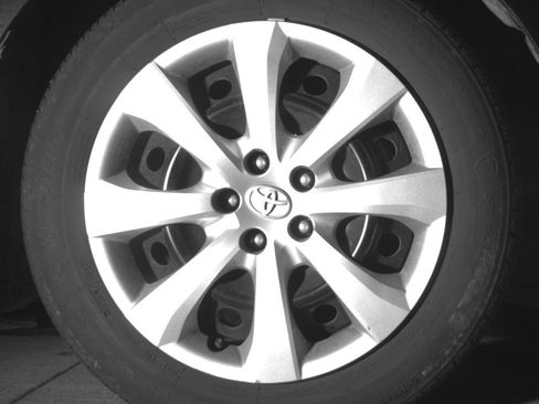 Used 2025 Toyota Corolla LE FWD image 12