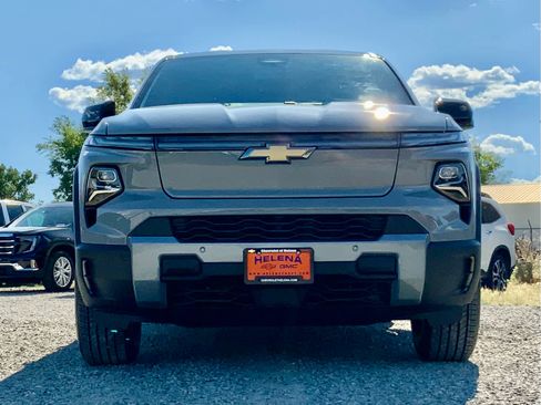 New 2026 Chevrolet Silverado EV LT image 11