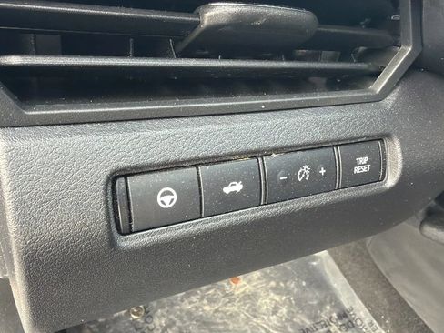 Used 2020 Nissan Altima 2.5 SV image 35