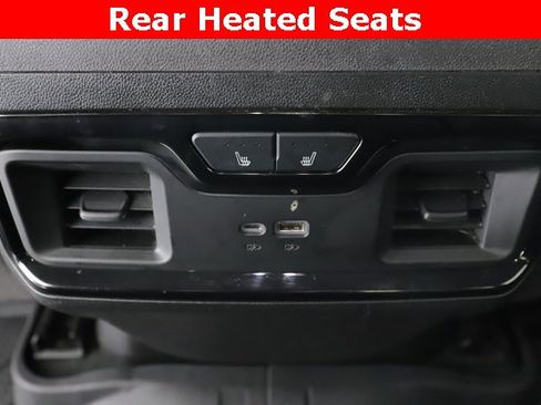 Used 2024 Chevrolet Silverado 2500 ZR2 w/ Technology Package image 29