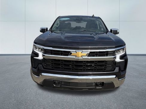 Used 2024 Chevrolet Silverado 1500 LT AWD/4WD image 6