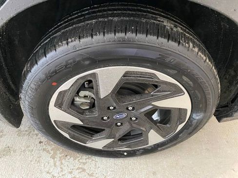 New 2025 Subaru Crosstrek 2.5i Limited image 5