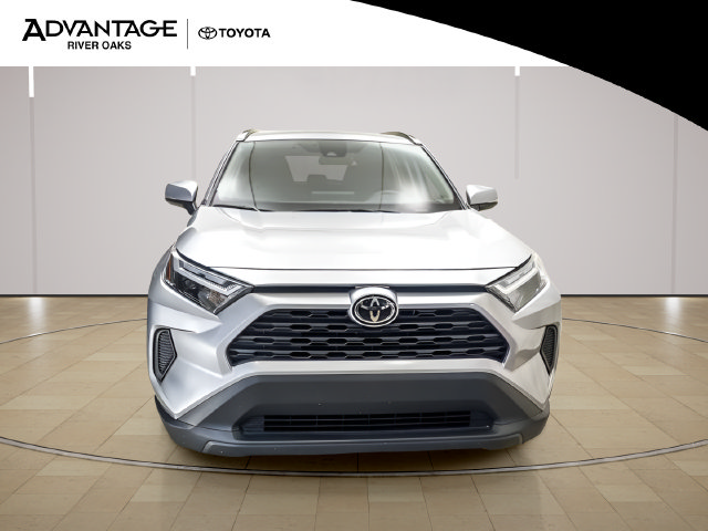 Certified 2025 Toyota RAV4 XLE AWD/4WD image 3