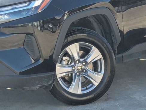 Used 2025 Toyota RAV4 XLE image 30