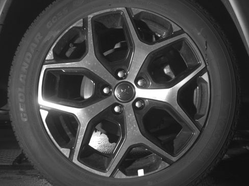 Used 2025 Jeep Compass Limited image 15