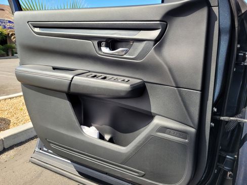 Used 2024 Honda CR-V Sport image 25