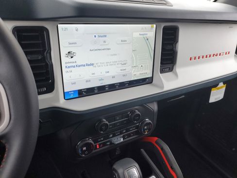 New 2026 Ford Bronco Heritage Edition image 20