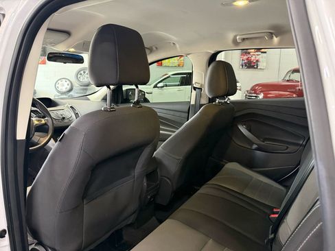 Used 2016 Ford Escape SE image 14