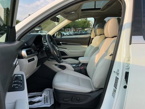Used 2020 Kia Telluride S w/ S 8 Passenger Seating Package FWD image 13