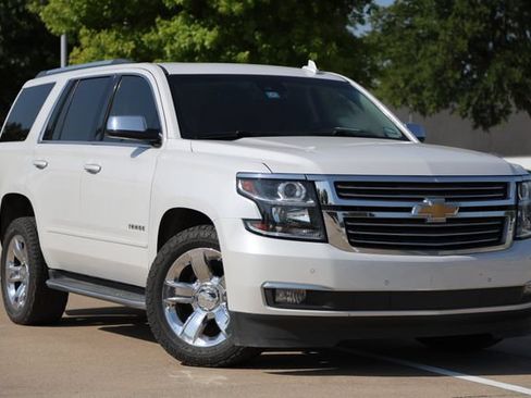 Used 2020 Chevrolet Tahoe Premier RWD image 2