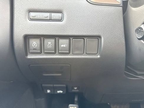 Used 2017 Nissan Murano Platinum w/ Platinum Technology Package FWD image 22
