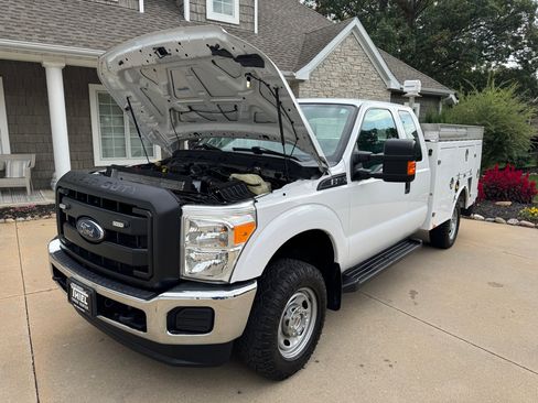 Used 2016 Ford F250 XL w/ Power Equipment Group image 22