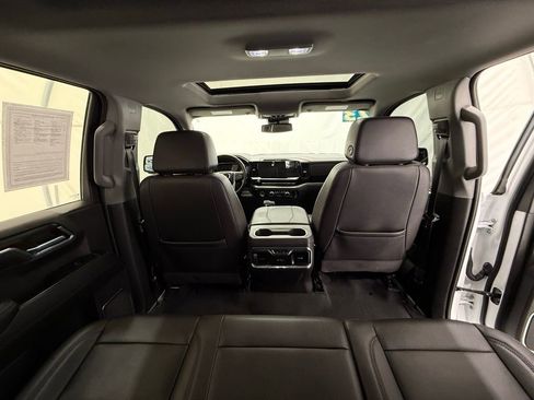 Used 2023 GMC Sierra 1500 SLT w/ SLT Premium Package image 29