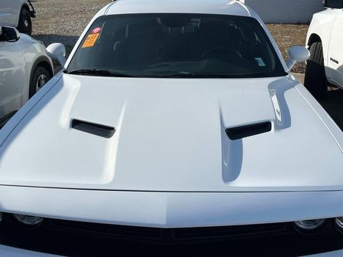 Used 2023 Dodge Challenger SXT w/ Blacktop Package image 9