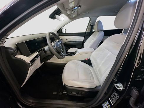 Used 2025 Hyundai Tucson SEL AWD/4WD image 13