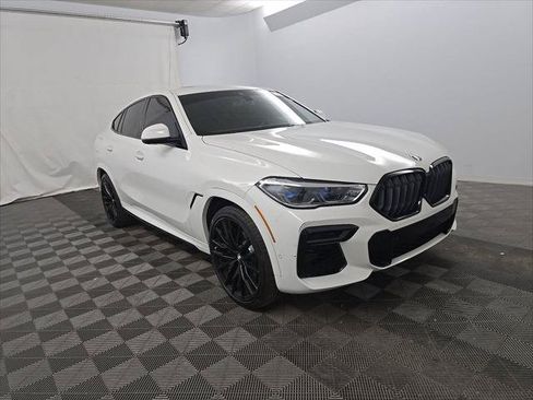 Used 2023 BMW X6 xDrive40i w/ Executive Package AWD/4WD image 4