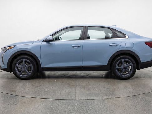 Used 2025 Kia K4 FWD image 5