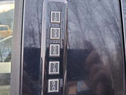 Used 2018 Ford F350 XLT image 12