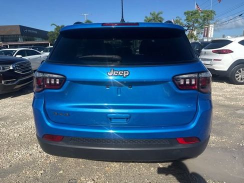 Used 2025 Jeep Compass Latitude w/ Altitude Special Edition AWD/4WD image 7