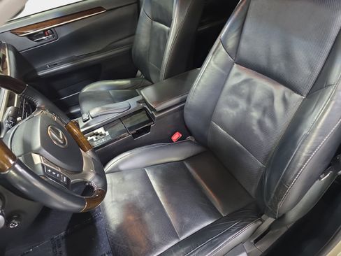 Used 2013 Lexus ES 350 w/ Luxury Pkg FWD image 14