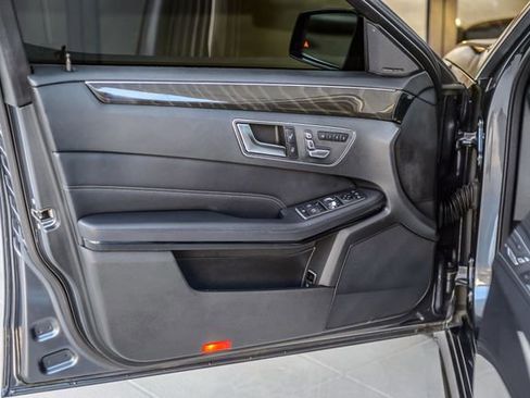 Used 2015 Mercedes-Benz E 350 Sedan image 46