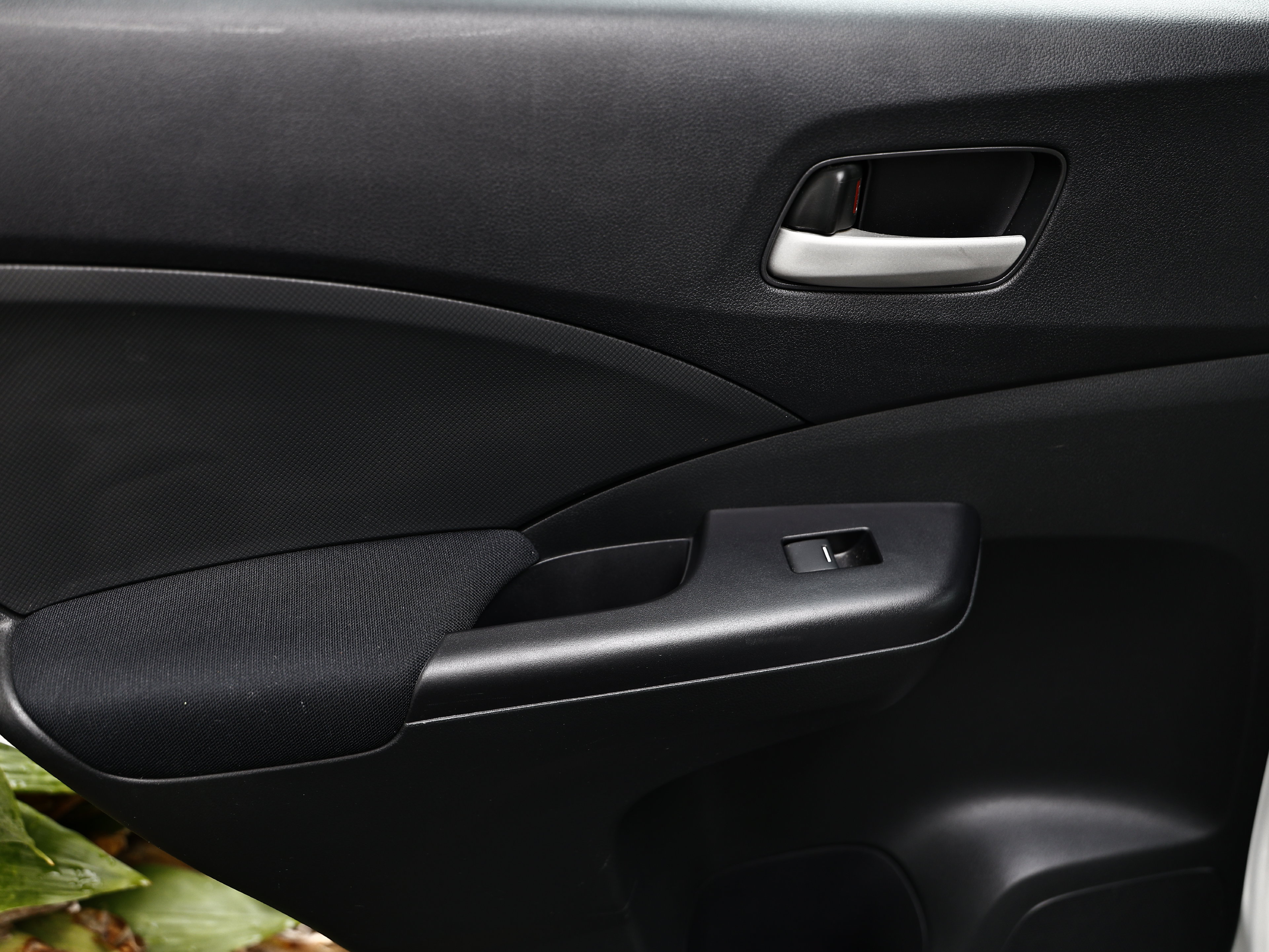Used 2016 Honda CR-V LX image 22