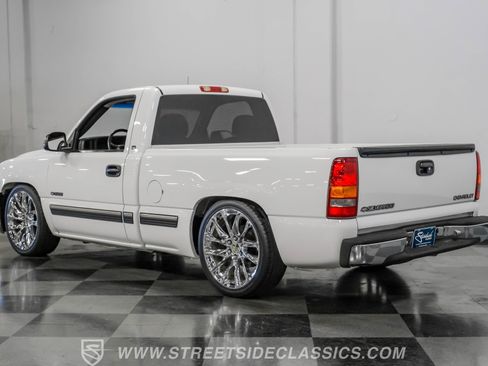 Used 2000 Chevrolet Silverado 1500 LS image 7