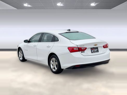 Used 2020 Chevrolet Malibu LS image 3