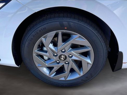 New 2026 Hyundai Elantra Blue image 13