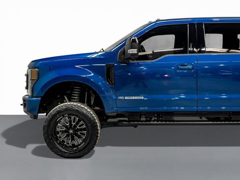 Used 2022 Ford F250 Lariat w/ Lariat Ultimate Package image 11