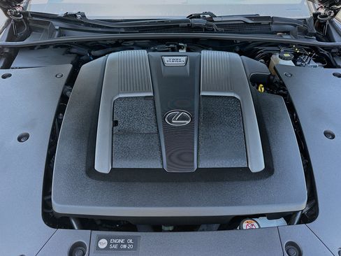 Used 2023 Lexus LS 500 RWD image 17