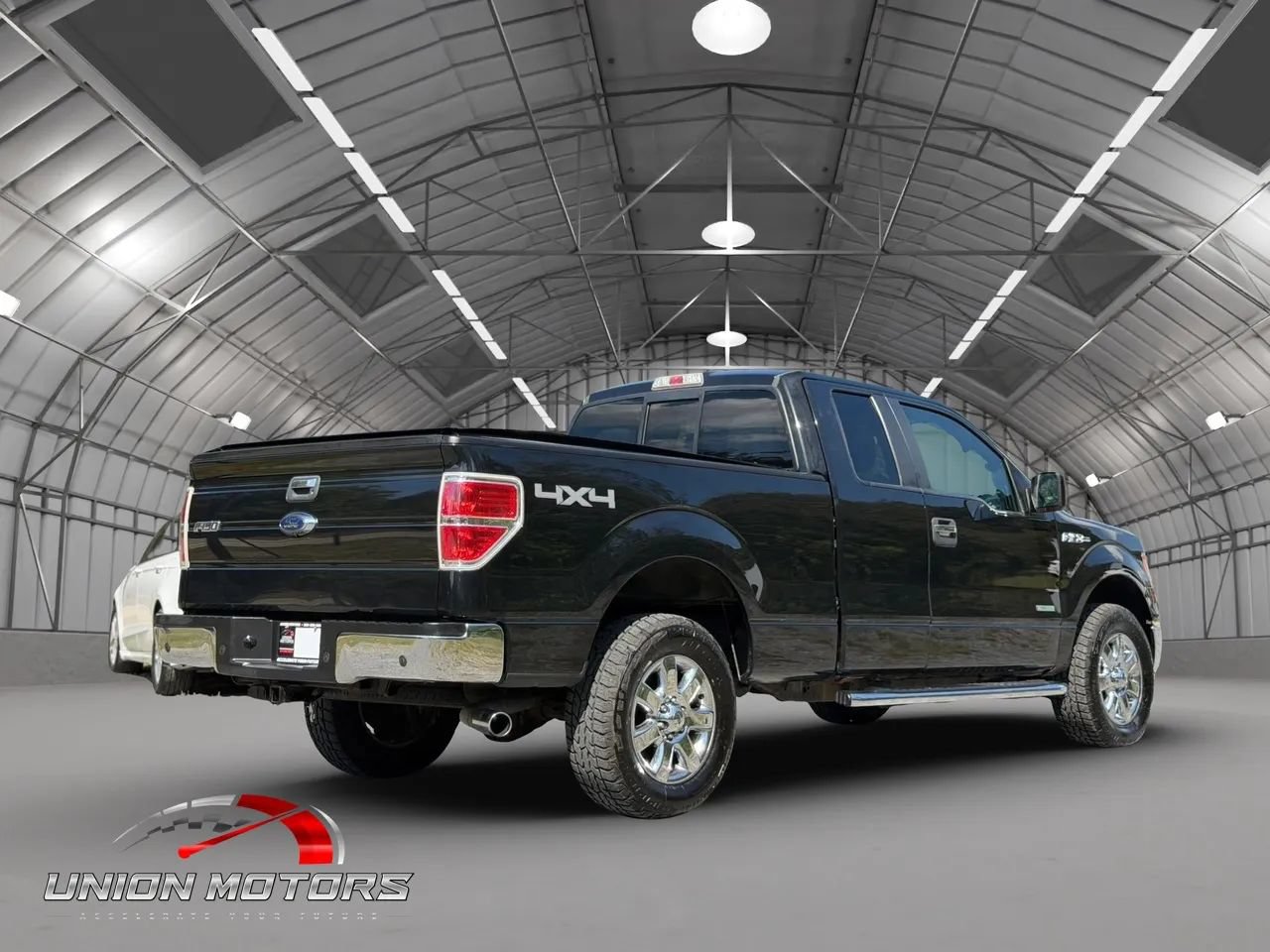 Used 2014 Ford F150 XLT w/ Equipment Group 302A Luxury AWD/4WD image 5