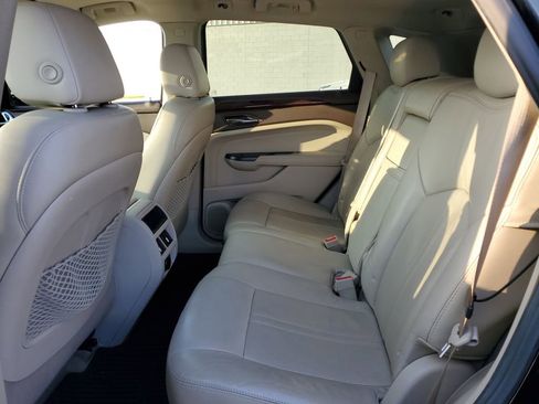 Used 2016 Cadillac SRX Luxury image 27