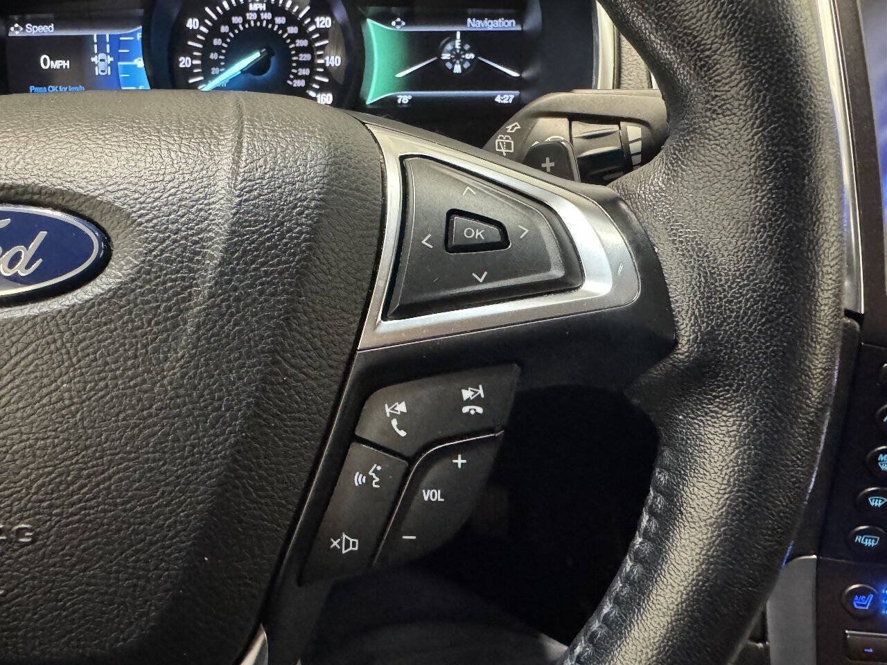 Used 2019 Ford Edge Titanium w/ Equipment Group 301A AWD/4WD image 29