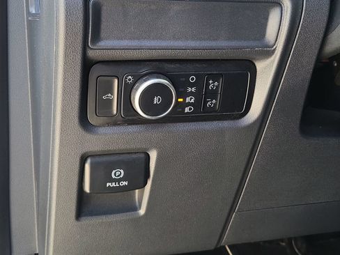 Used 2024 Ford F150 STX AWD/4WD image 18