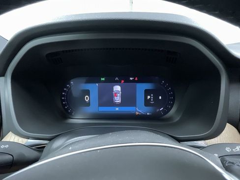 New 2026 Volvo XC60 B5 Core w/ Protection Package Premier image 9