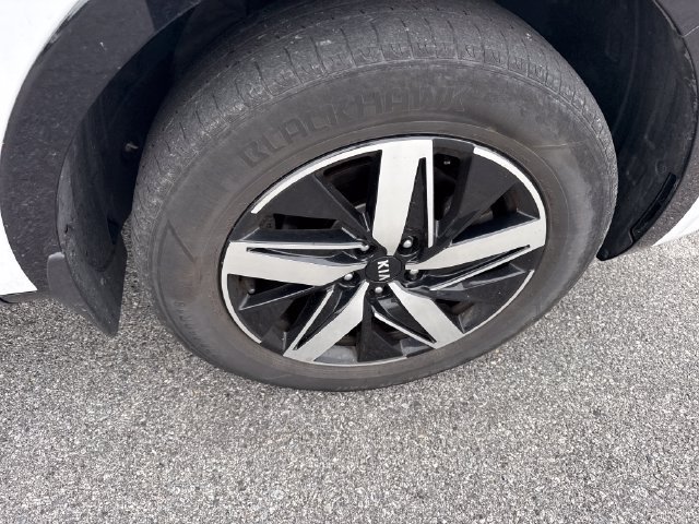 Used 2021 Kia Sorento EX w/ Panoramic Sunroof Package AWD/4WD image 9