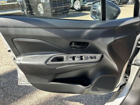 Used 2021 Nissan Versa S image 29