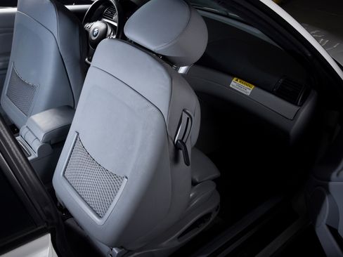 Used 2004 BMW M3 Coupe image 24