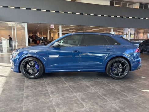 New 2026 Audi RS Q8 performance image 9