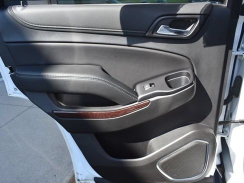 Used 2019 GMC Yukon SLE w/ SLE Value Package AWD/4WD image 34